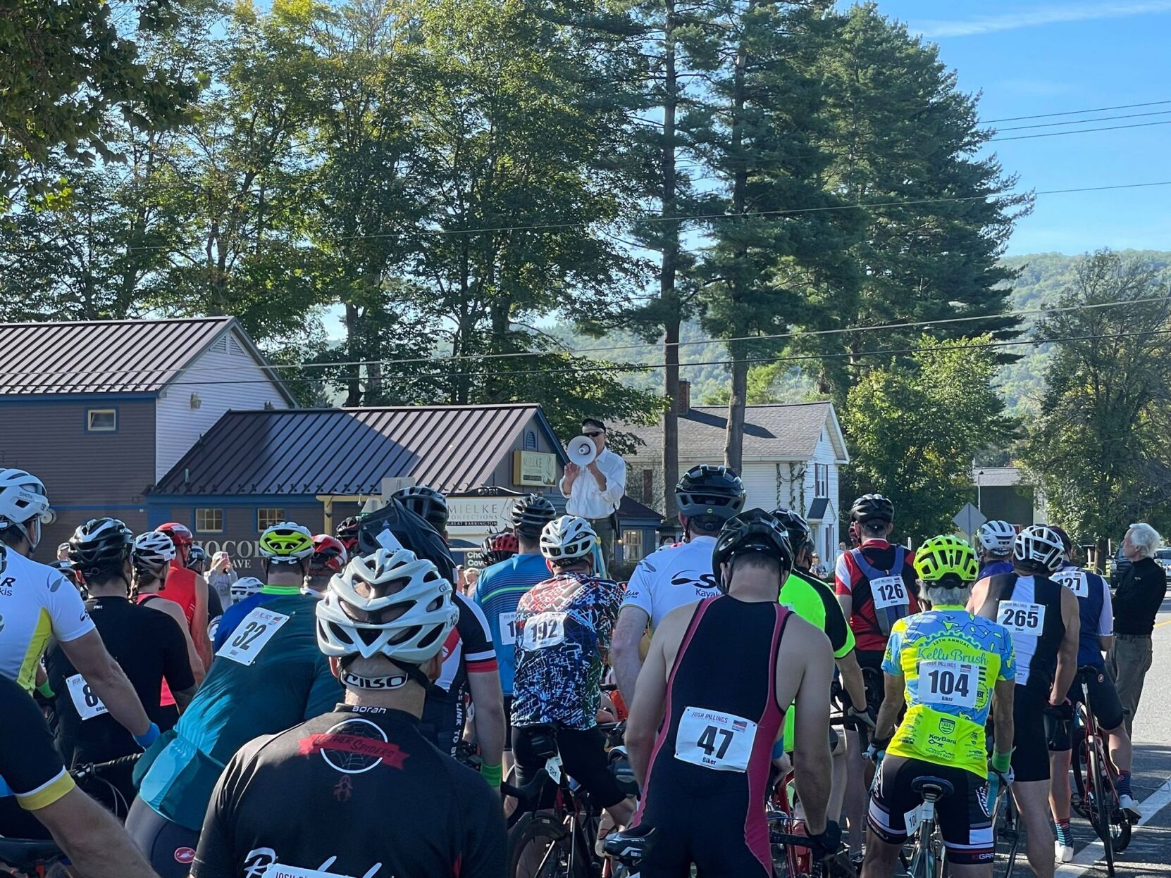 Racers listen to final countdown